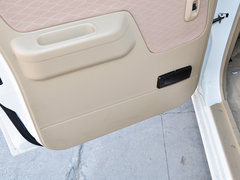 2013款 2.4L 手动 四驱标准型