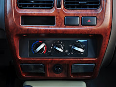 2013款 2.4L 手动 四驱标准型