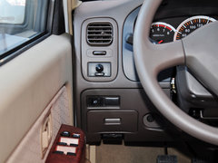 2013款 2.4L 手动 四驱标准型