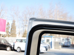 2013款 2.4L 手动 四驱标准型