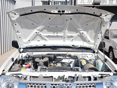 2013款 2.4L 手动 四驱标准型