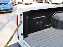 2013款 2.4L 手动 四驱标准型