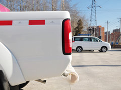 2013款 2.4L 手动 四驱标准型