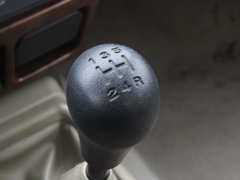 2013款 2.4L 手动 两驱标准型