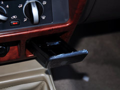 2013款 2.4L 手动 两驱标准型