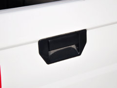 2013款 2.4L 手动 两驱标准型
