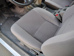 2013款 2.4L 手动 两驱标准型