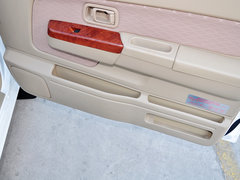 2013款 2.4L 手动 两驱标准型