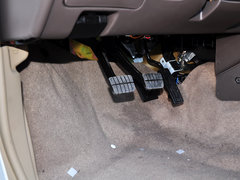 2013款 2.4L 手动 两驱标准型