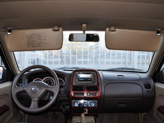 2013款 2.4L 手动 两驱标准型