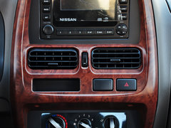 2013款 2.4L 手动 两驱标准型