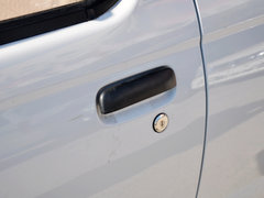2013款 2.4L 手动 两驱标准型