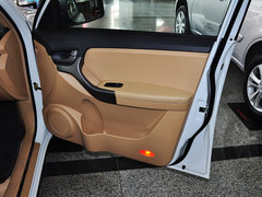 2013款 1.6L 手动 DVVT 舒适型 贺岁版 5座