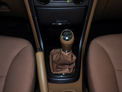 2013款 1.6L 手动 DVVT 舒适型 贺岁版 5座