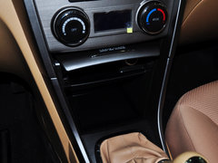 2013款 1.6L 手动 DVVT 舒适型 贺岁版 5座