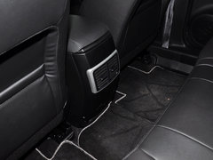 2013款 1.8T 自动 两驱精英版 5座