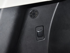 2013款 1.8T 自动 两驱精英版 5座