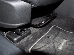 2013款 1.8T 自动 两驱精英版 5座