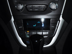 2013款 1.8T 自动 两驱精英版 5座