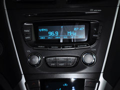 2013款 1.8T 自动 两驱精英版 5座