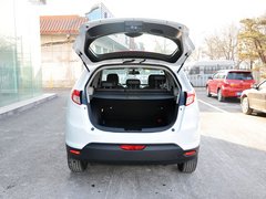 2013款 1.8T 自动 两驱豪华版 5座