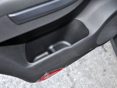 2013款 1.8T 自动 两驱豪华版 5座