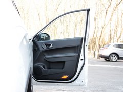 2013款 1.8T 自动 两驱豪华版 5座