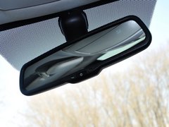 2013款 1.8T 自动 两驱豪华版 5座