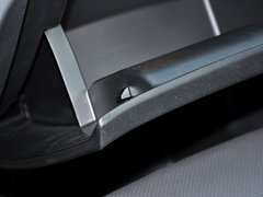 2013款 1.8T 自动 两驱豪华版 5座