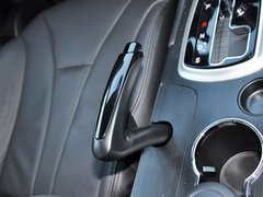 2013款 1.8T 自动 两驱豪华版 5座