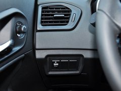 2013款 1.8T 自动 两驱豪华版 5座