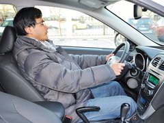 2013款 1.8T 自动 两驱豪华版 5座