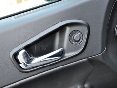 2013款 1.8T 自动 两驱豪华版 5座