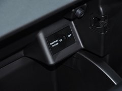 2013款 1.8T 自动 两驱豪华版 5座