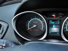 2013款 1.8T 自动 两驱豪华版 5座