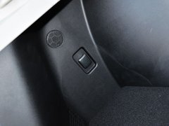 2013款 1.8T 自动 两驱豪华版 5座