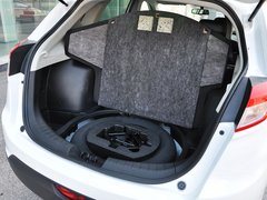 2013款 1.8T 自动 两驱豪华版 5座