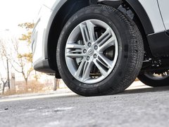 2013款 1.8T 自动 两驱豪华版 5座