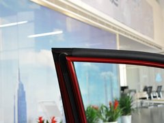 2013款 1.8T 自动 两驱豪华版 5座