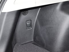 2013款 1.8T 自动 两驱豪华版 5座