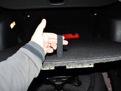 2013款 1.8T 自动 两驱豪华版 5座