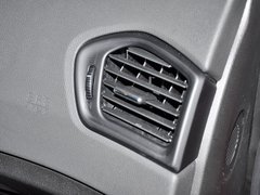 2013款 1.8T 自动 两驱豪华版 5座