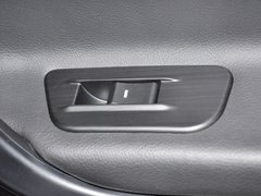 2013款 1.8T 自动 两驱豪华版 5座
