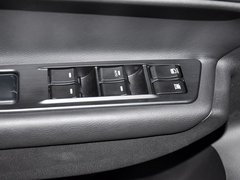 2013款 1.8T 自动 两驱豪华版 5座