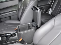2013款 1.8T 自动 两驱豪华版 5座