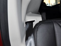 2013款 1.8T 自动 两驱豪华版 5座