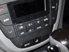 2013款 1.8T 自动 两驱豪华版 5座