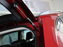 2013款 1.8T 自动 两驱豪华版 5座