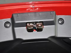 2013款 1.8T 自动 两驱豪华版 5座