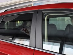 2013款 1.8T 自动 两驱豪华版 5座